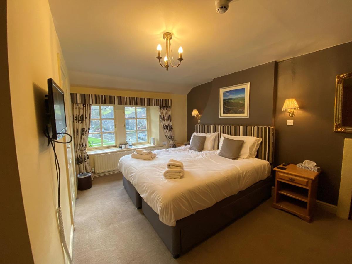 Hotel The Red Lion & Manor House à Burnsall Extérieur photo