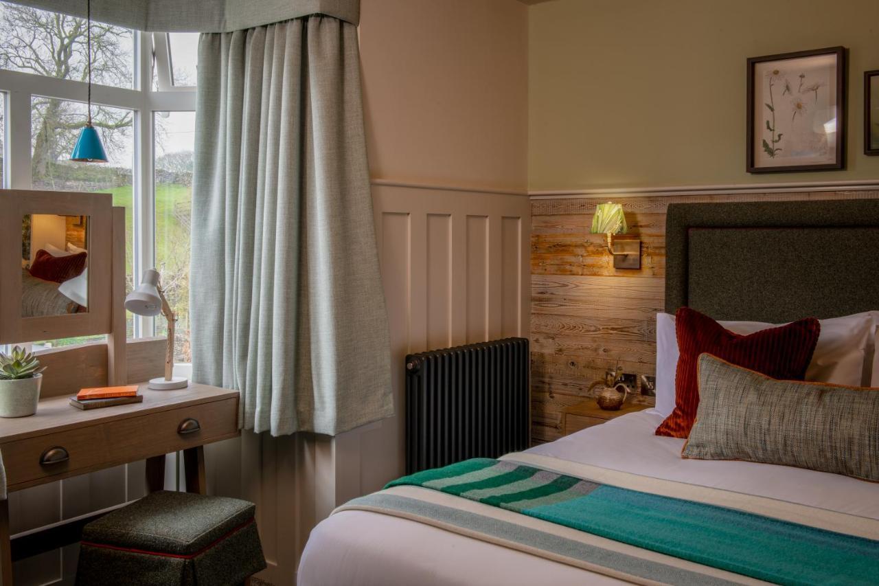 Hotel The Red Lion & Manor House à Burnsall Extérieur photo