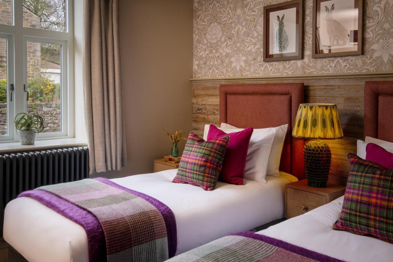 Hotel The Red Lion & Manor House à Burnsall Extérieur photo